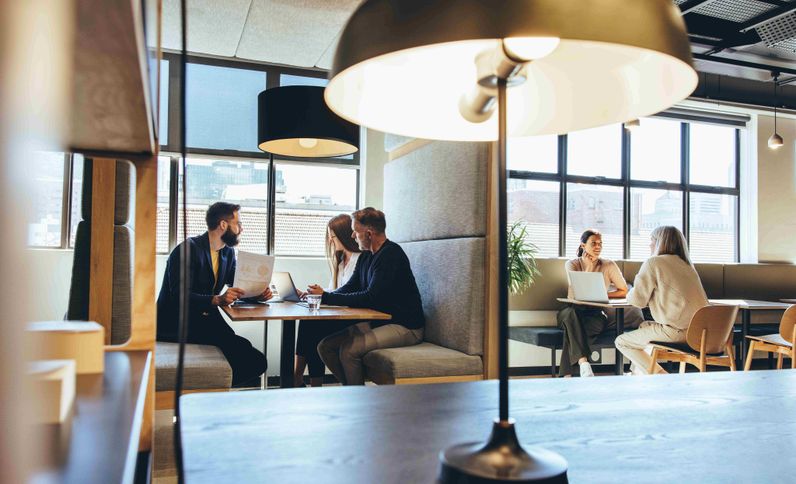 Office Space in Belgium: Renting a Traditional Office vs. Coworking Space