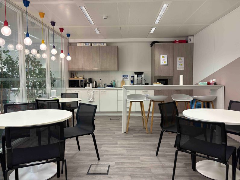 Louise Center - subletting 5th 