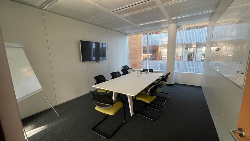 Waterloo Atrium - Building B - subletting 1st floor