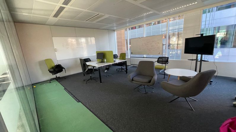 Waterloo Atrium - Building B - subletting 1st floor