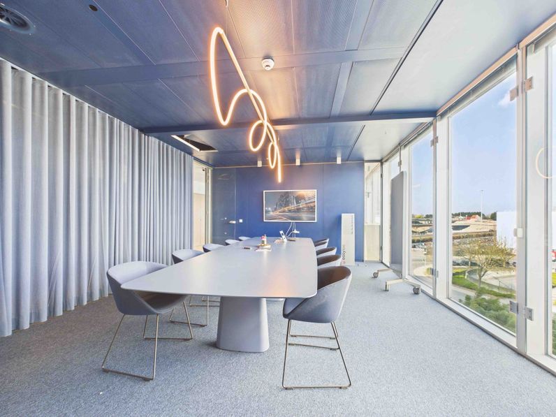 Corporate Village - Figueras - Subletting