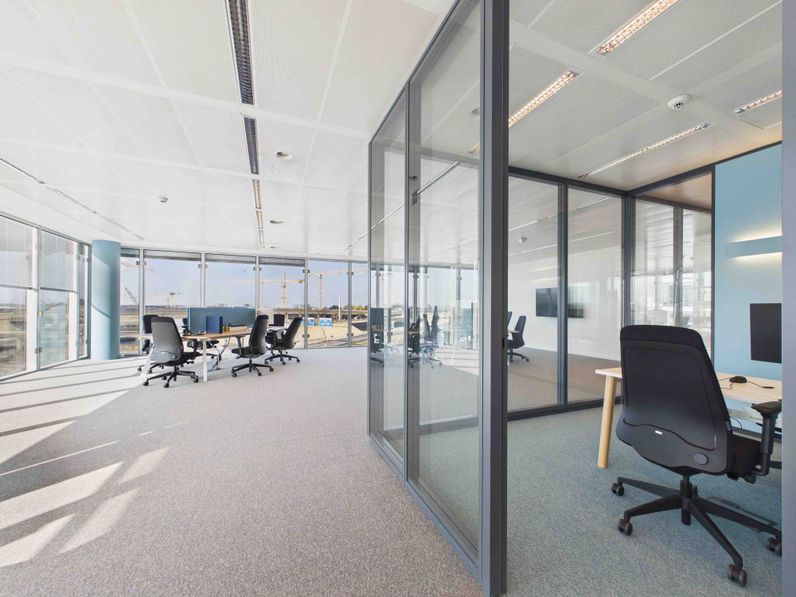 Corporate Village - Figueras - Subletting