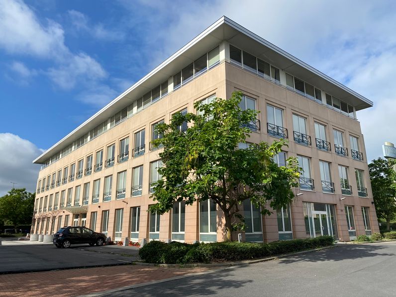 Drogenbos Techno Center - Humaniteit 235 - Business Center