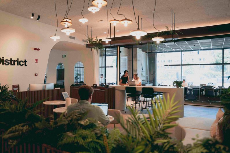 Spectrum - Business Center - Meetdistrict