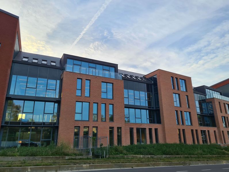 Courbevoie 13 - Business center