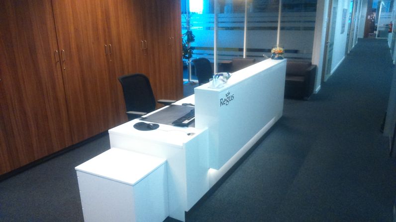 South Center Titanium - Business center - Regus