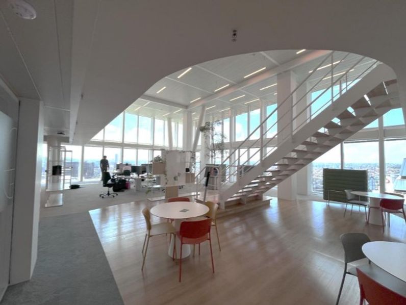 Manhattan - Subletting 25 & 26 floor