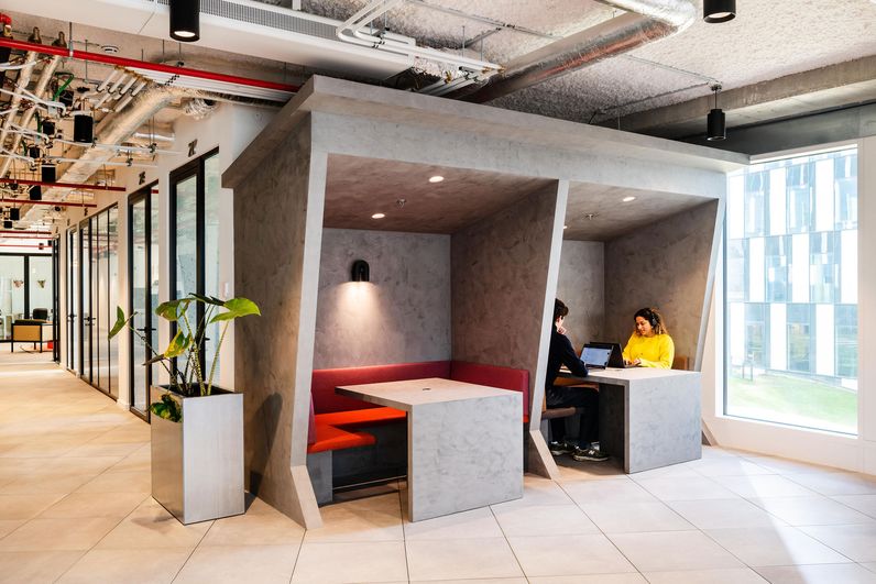 Paradis Esplanade - Business Center - Silversquare