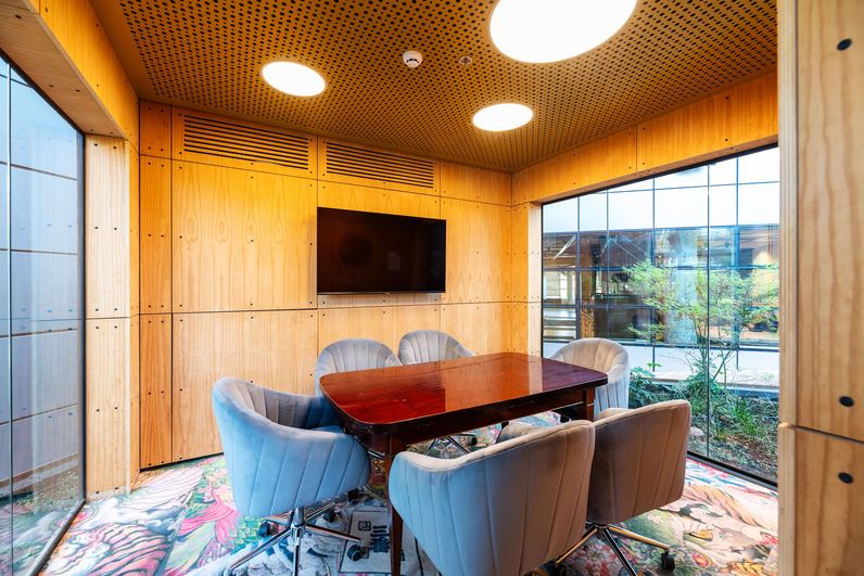 Triomphe - Business Center - Silversquare