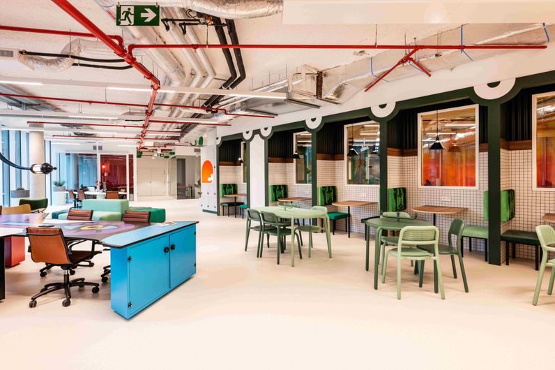 Quatuor - Business Center - Silversquare