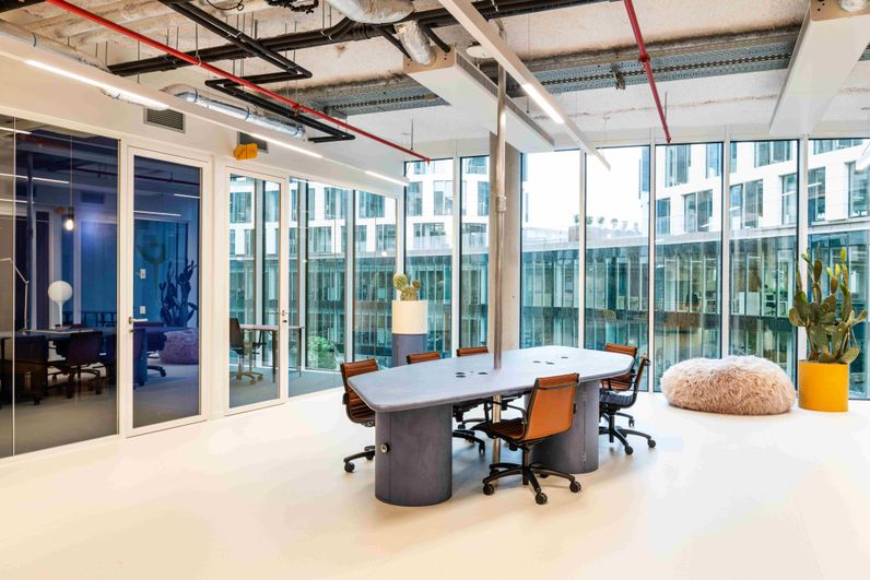 Quatuor - Business Center - Silversquare