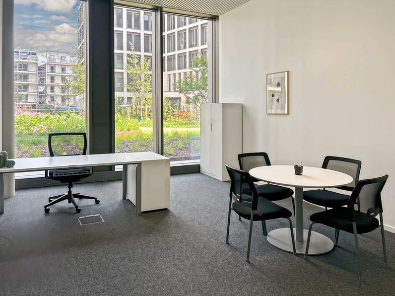 REGUS THE SHIFT - SCILLAS 24 (Howald)