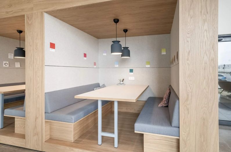 SPACES GASPERICH - KOCKELSCHEUER 18 (Cloche d'Or)