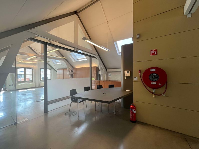 Ellermanstraat 14