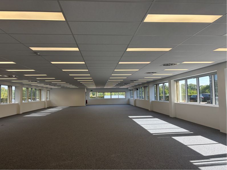 Axxes Business Park - Building H