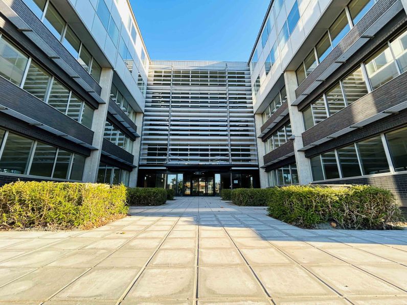 Axxes Business Park  - Building H