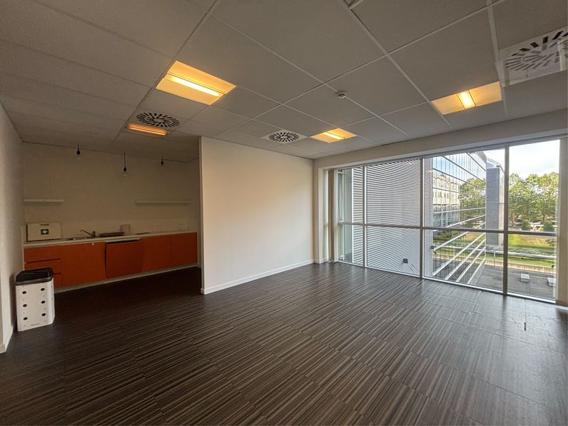 Axxes Business Park - Building I