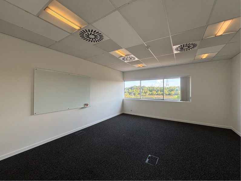 Axxes Business Park - Building I