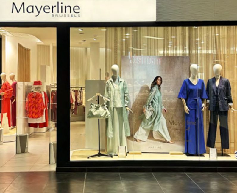 SHOPPING CENTER MASSEN