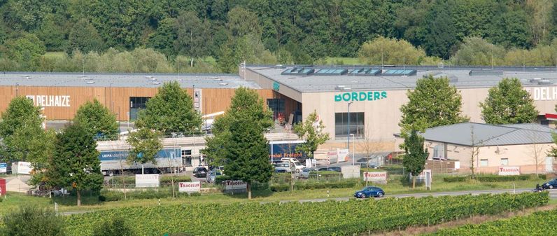 BORDERS