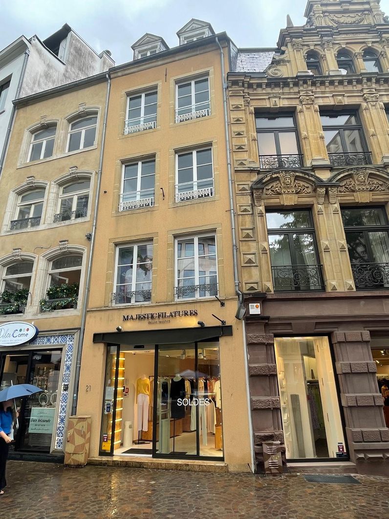 GRAND RUE 21