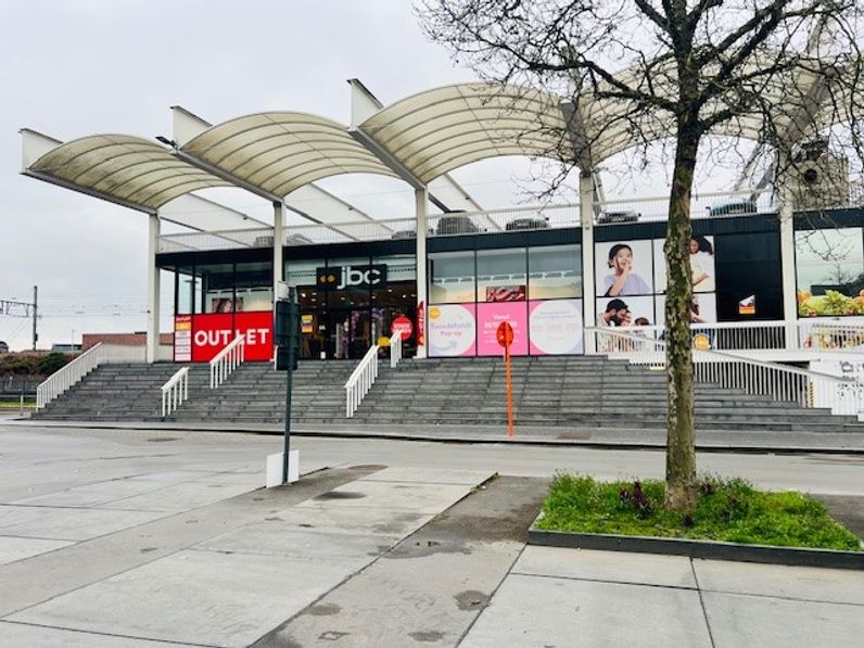 Stationsplein 6-6A, Sint-Niklaas