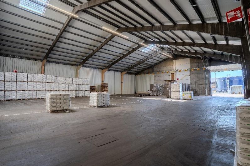 Schomhoeve Logistic Center