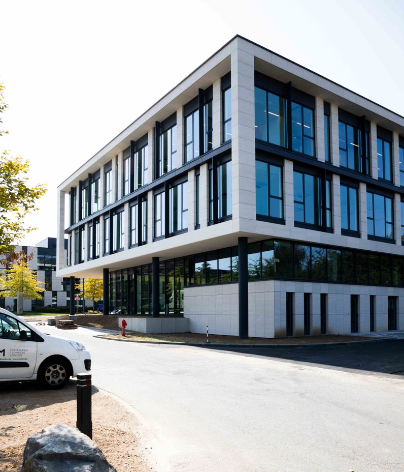 Watson & Crick Hill - Building S