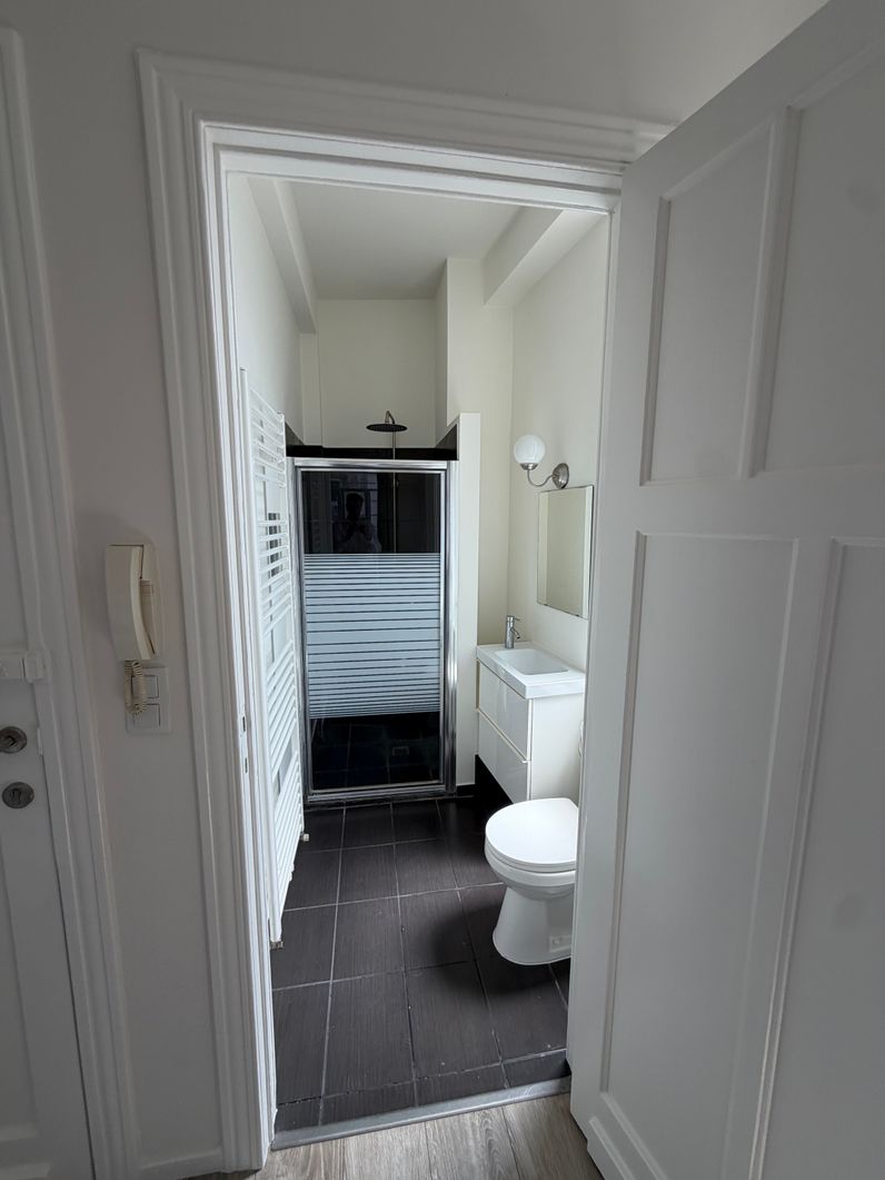 Rue des Eperonniers 81, 1000 Bruxelles, Belgium